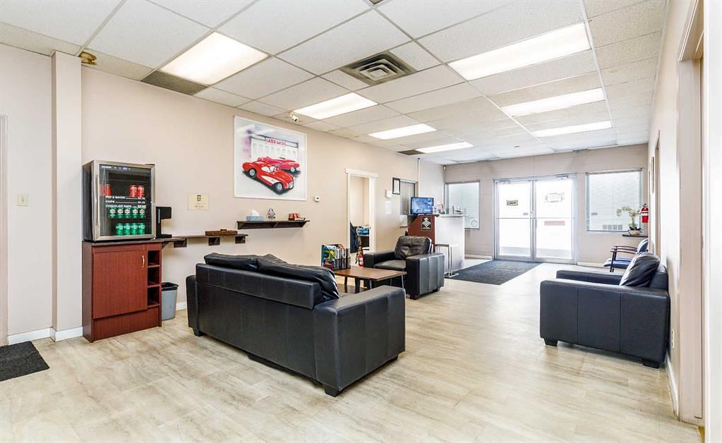 6104 67A Street, Red Deer, AB