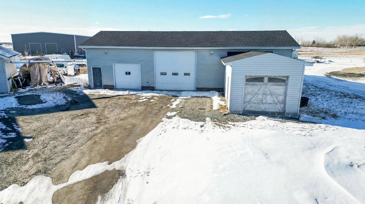 251223 Sunshine Road, Delacour, AB