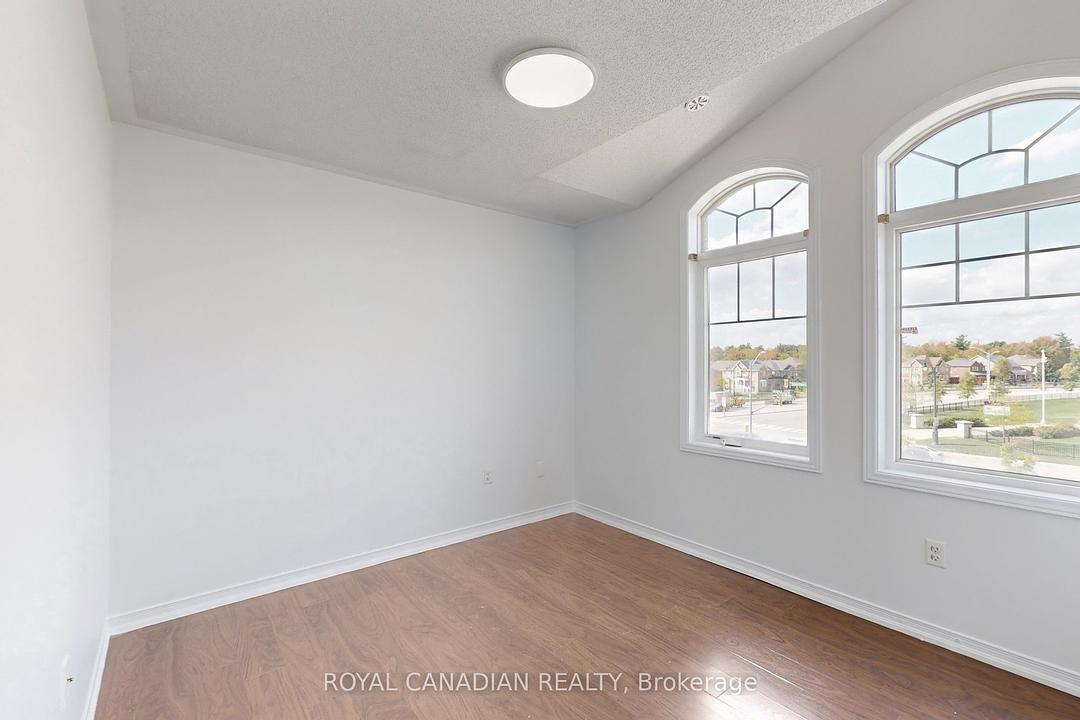 54 Chesterwood Crescent, Brampton, ON