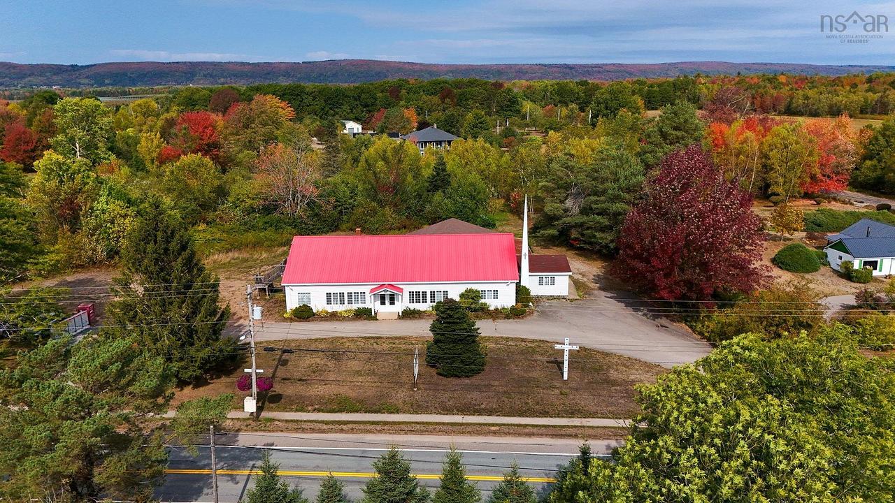 10443 Nova Scotia Trunk 1, Lawrencetown, NS
