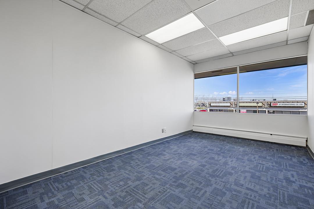 220 - 3016 19 Street Northeast, Calgary, AB