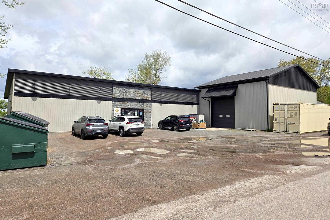 3 Clinton Street, Amherst, NS