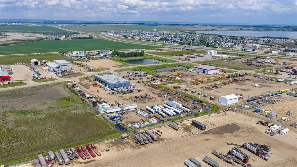 10211 97 Avenue, Clairmont, AB