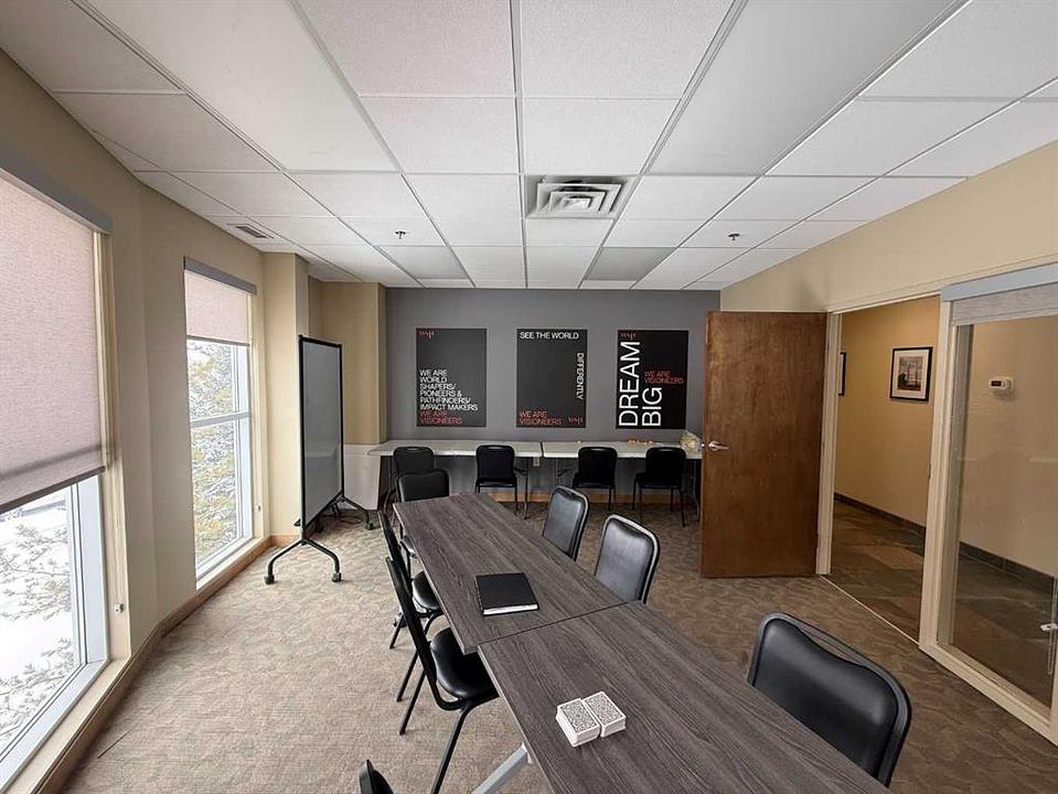 220 - 52 Gateway Drive Northeast, Airdrie, AB