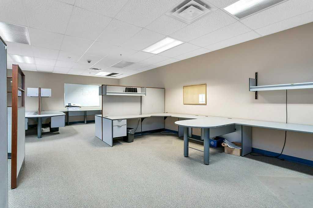 22 Mckenzie Drive, Red Deer County, AB