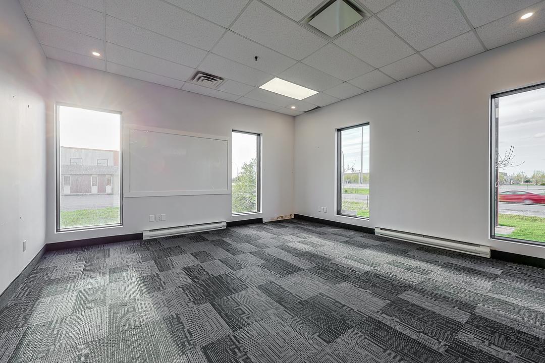 1280 Rue Nobel, Boucherville, QC