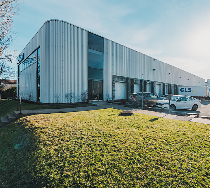 5005 Avenue Gilmore, Montréal, QC
