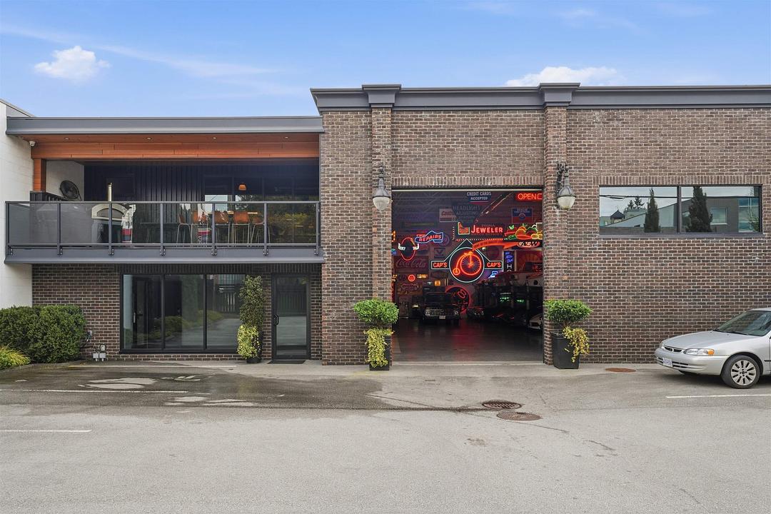 935 Sherwood Avenue, Coquitlam, BC