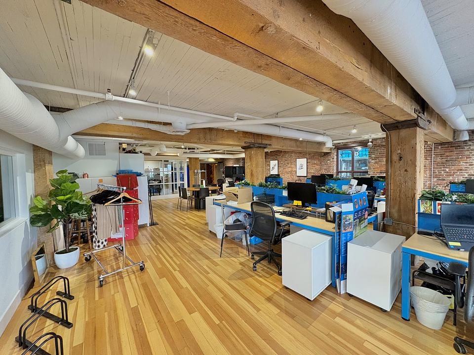 200 - 55 Water Street, Vancouver, BC