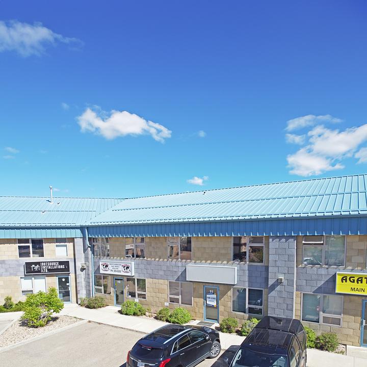 11 - 7471 Edgar Industrial Bend, Red Deer, AB