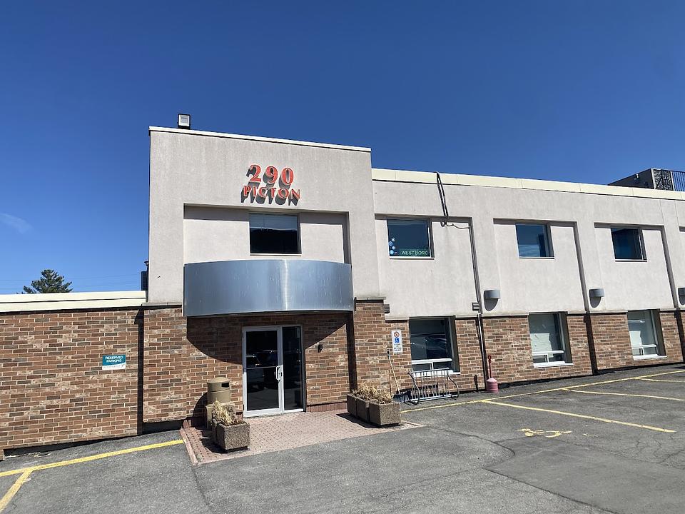 201A - 290 Picton Avenue, Ottawa, ON