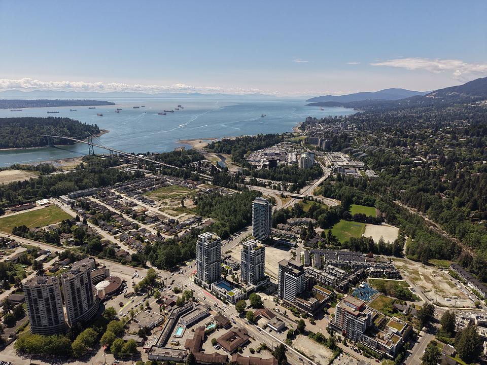 1611 Capilano Road, North Vancouver, BC