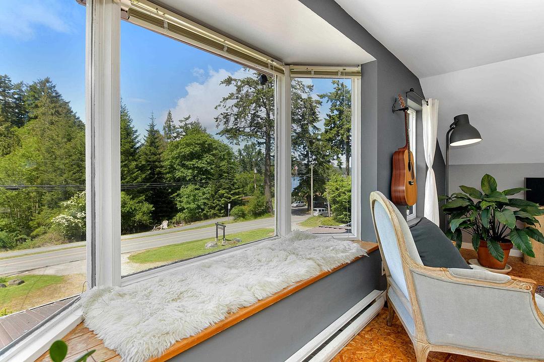 454 Village Bay Road, Mayne Island, BC