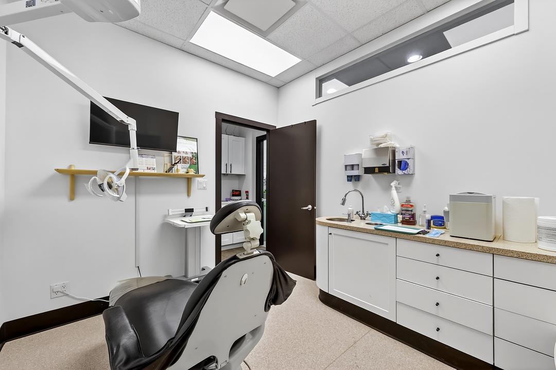1910 20 Avenue Northwest, Calgary, AB