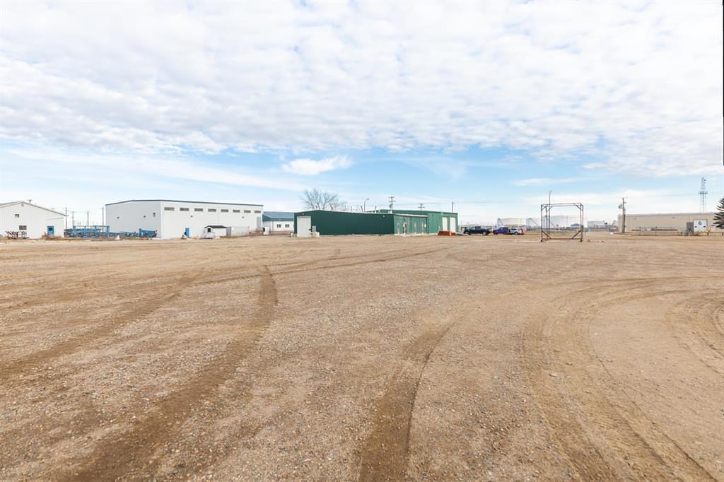5520 59 Avenue, Lloydminster, AB