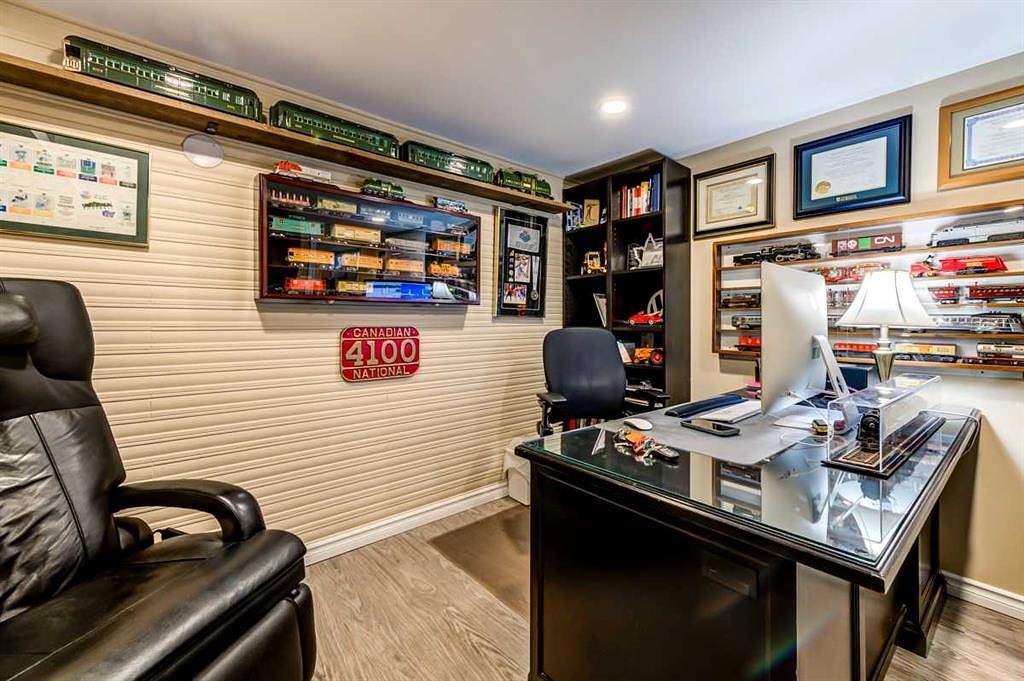 6417 112 Avenue Northwest, Edmonton, AB
