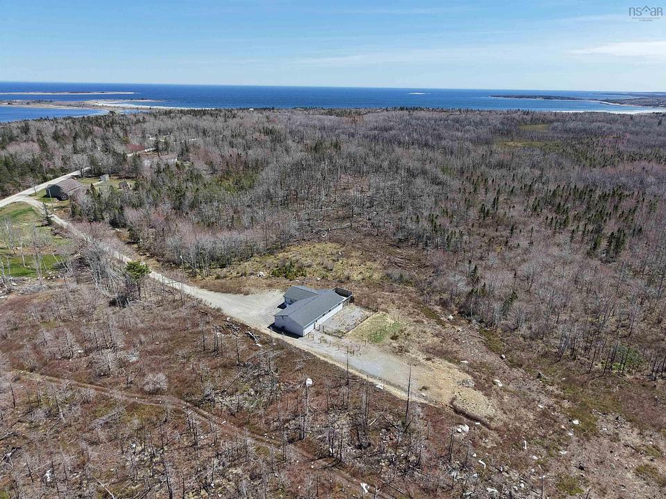 128 Beach Road, Shelburne, NS
