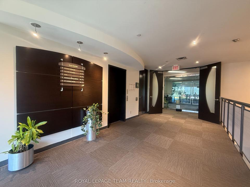 230 - 106 Colonnade Road North, Ottawa, ON