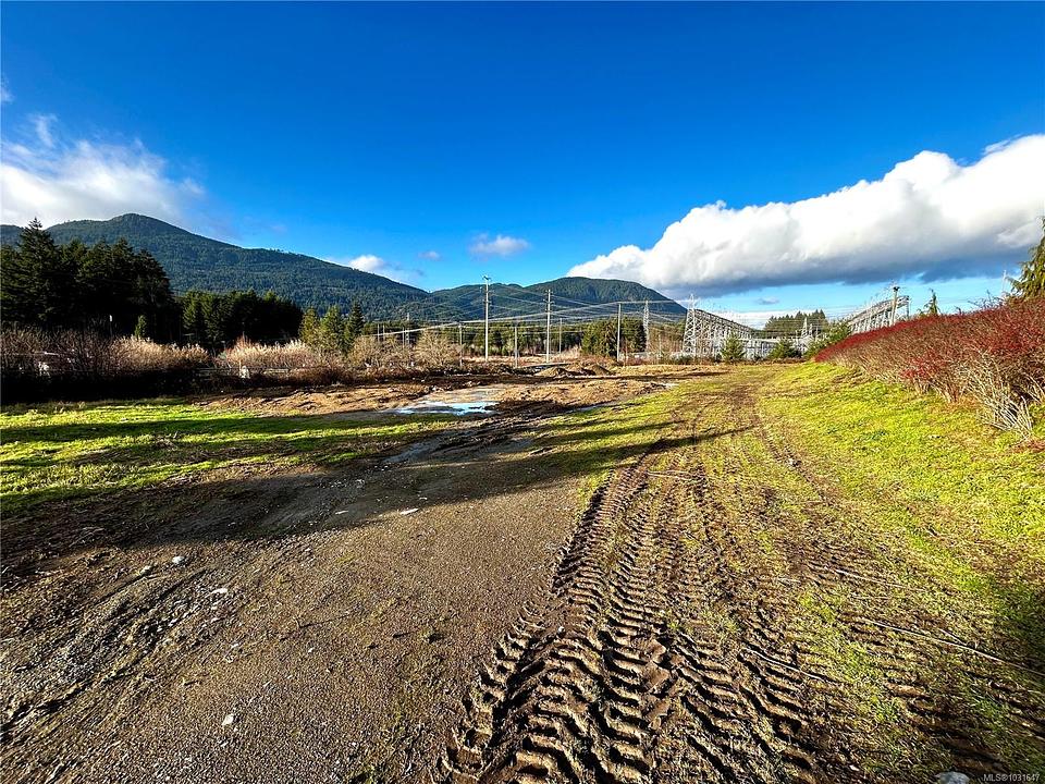 7030 Bell McKinnon Road, Duncan, BC
