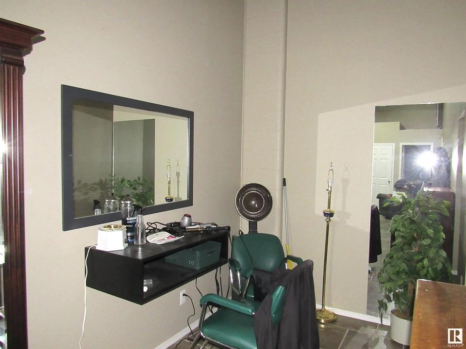 5023 50 Street, Barrhead, AB