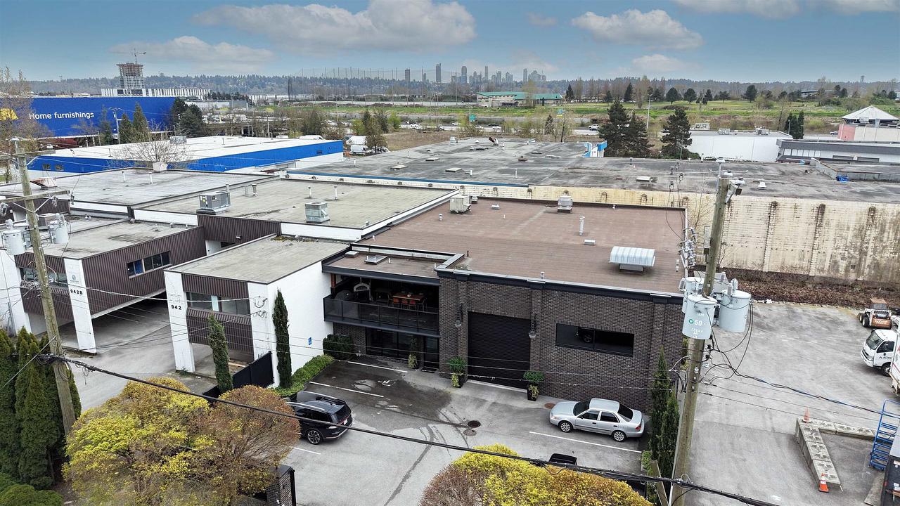 935 Sherwood Avenue, Coquitlam, BC