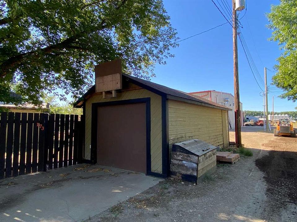 165 Centre Street, Tilley, AB