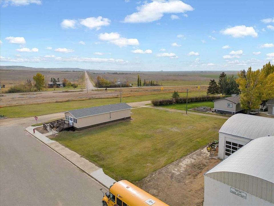101 Main Street, Delia, AB