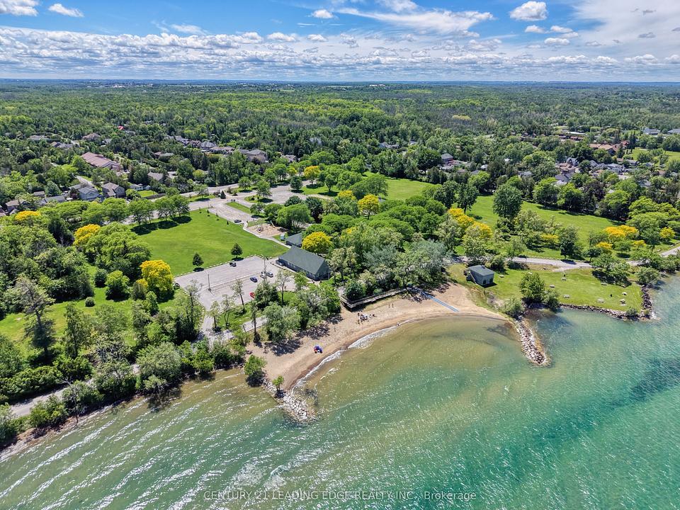 916 Lake Drive East, Georgina, ON