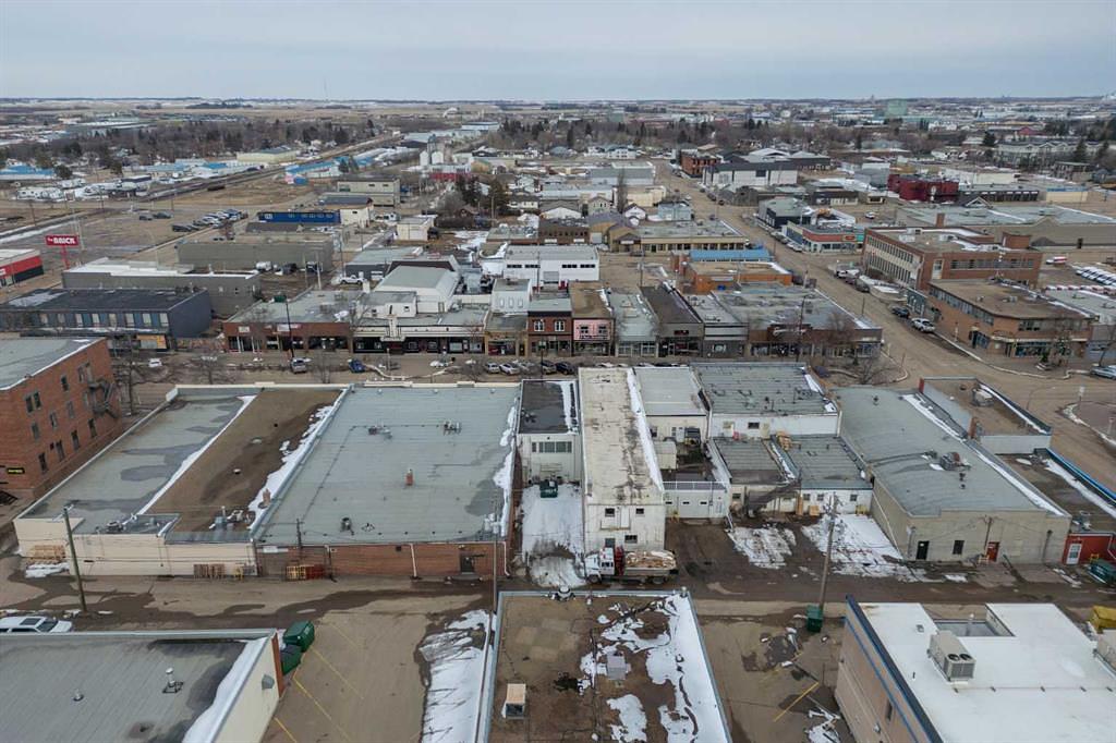 5030 50 Street, Camrose, AB