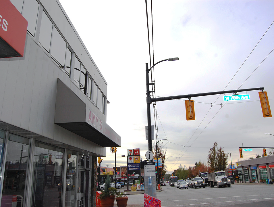 105 - 8584 Granville St, Vancouver, BC