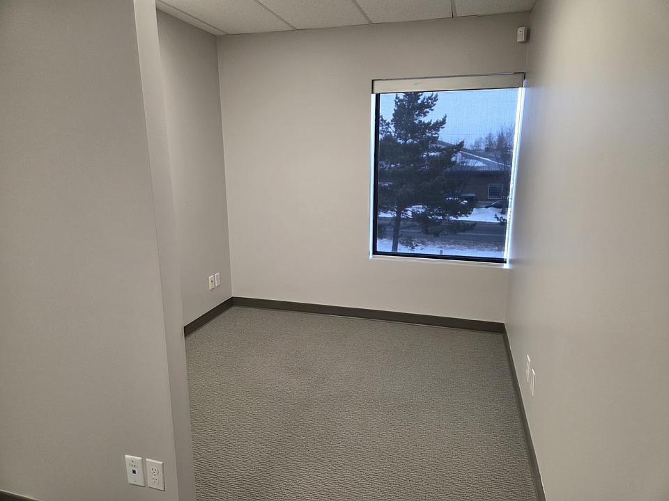 11486 Winterburn Road Northwest, Edmonton, AB