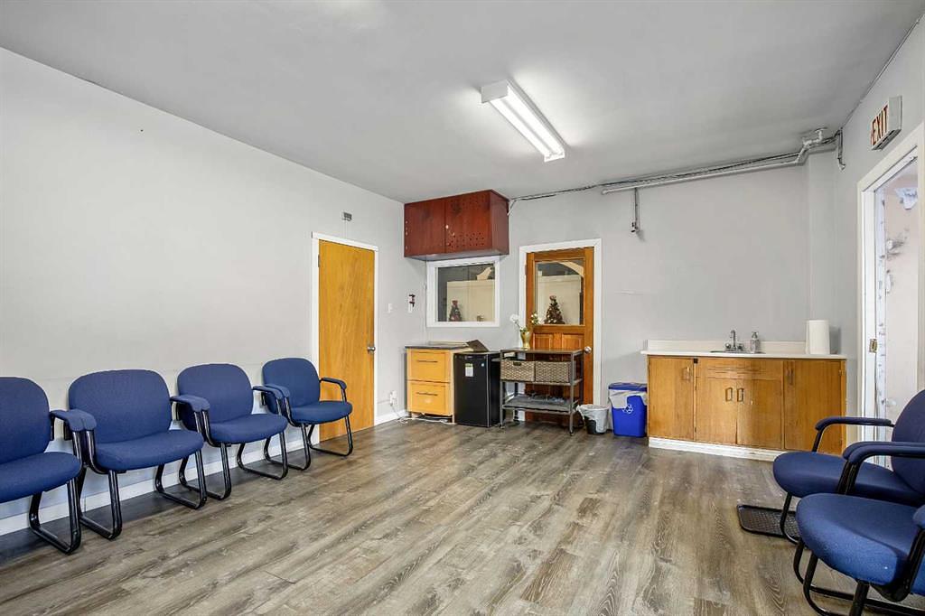 1405 8 Avenue Southeast, Calgary, AB