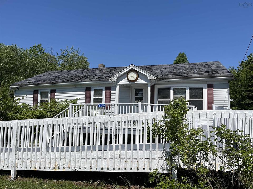 736 Nova Scotia 2, Elmsdale, NS