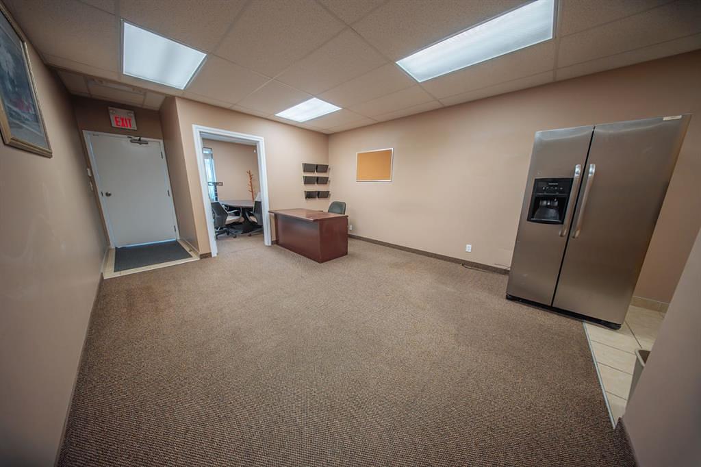 311 - 32 Westwinds Crescent Northeast, Calgary, AB