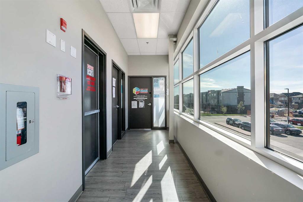 220 - 20 Saddlestone Drive Northeast, Calgary, AB