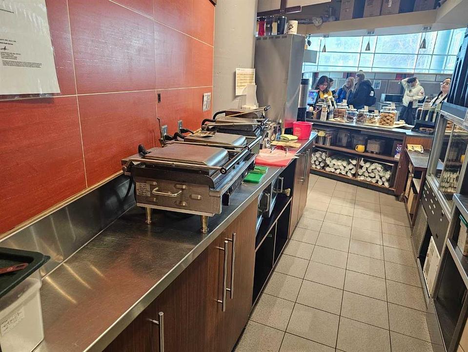 123 Commercial Street NW, Calgary, AB