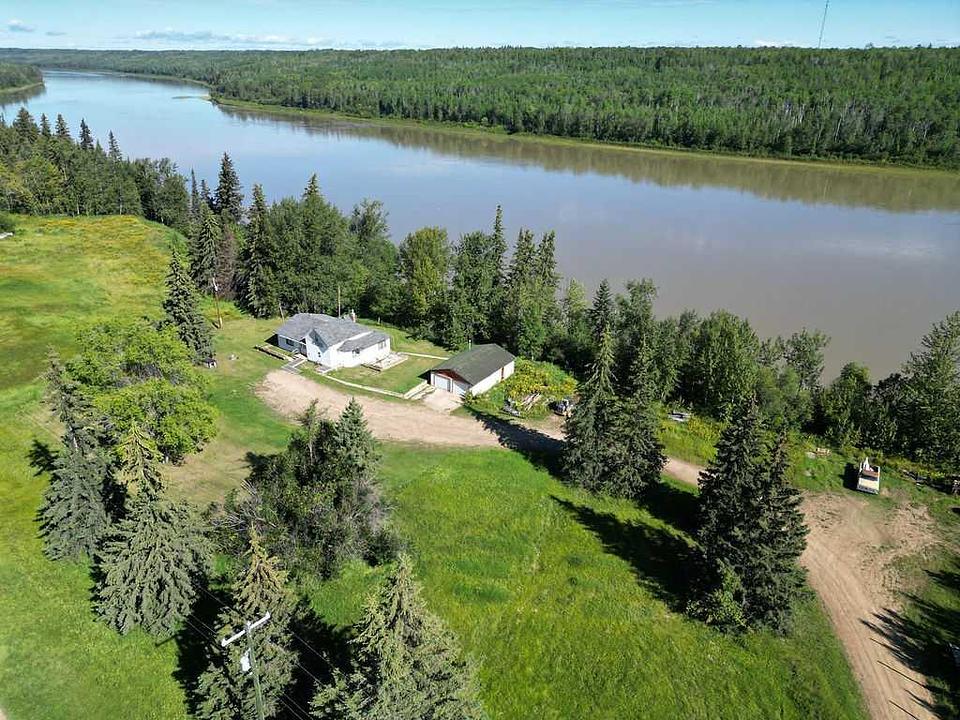 5111 60 Street, Athabasca, AB