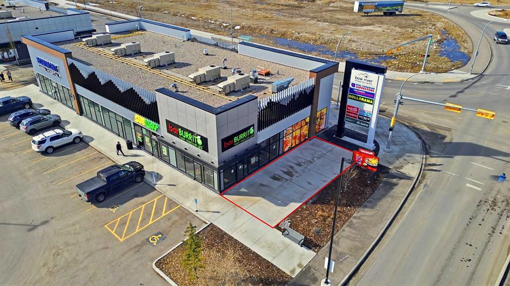 180 - 3440 69 Street Northwest, Calgary, AB