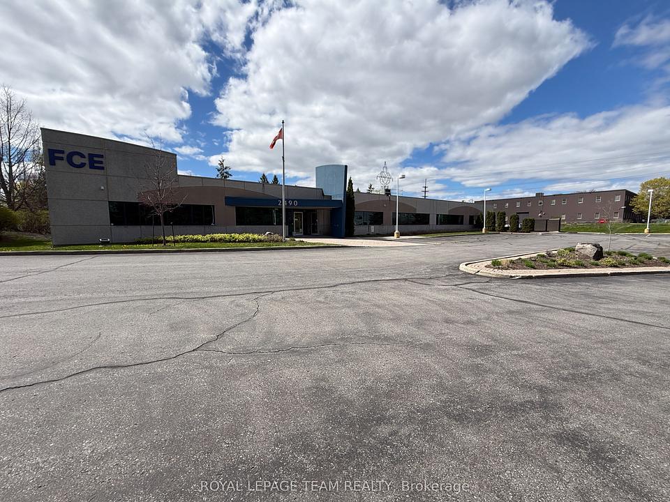 2490 Don Reid Drive, Ottawa, ON