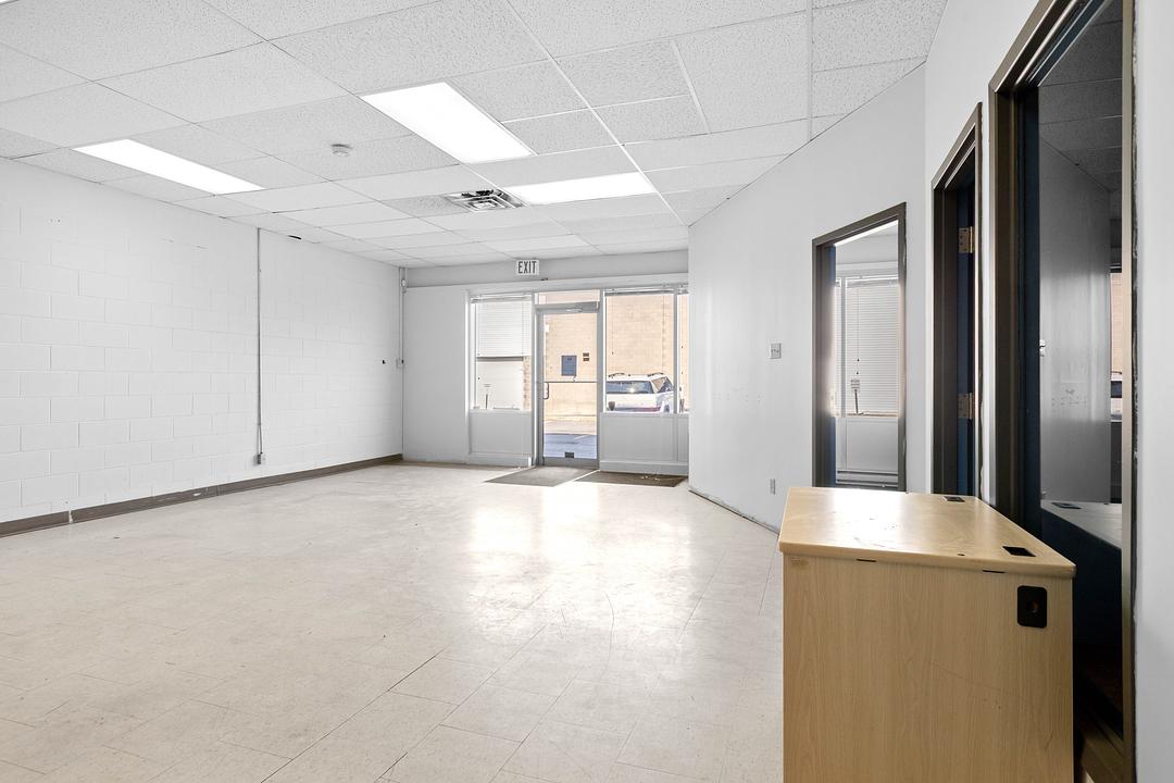 7 - 505 Industrial Ave, Ottawa, ON