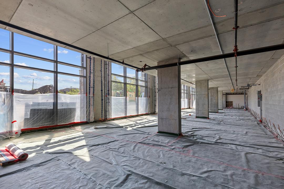 CRU 3B - 3340 Lakeshore Road, Kelowna, BC