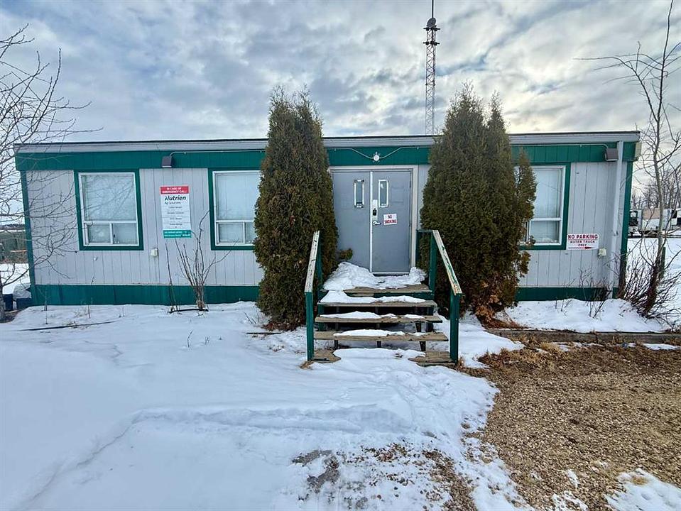 255048 Township Road 424, Ponoka County, AB