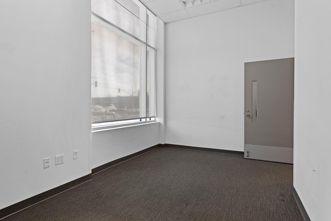 610 Industrial Avenue, Ottawa, ON