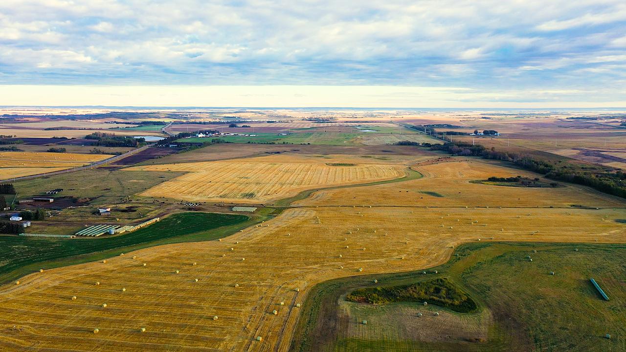 6340 C And East Trail, Innisfail, AB