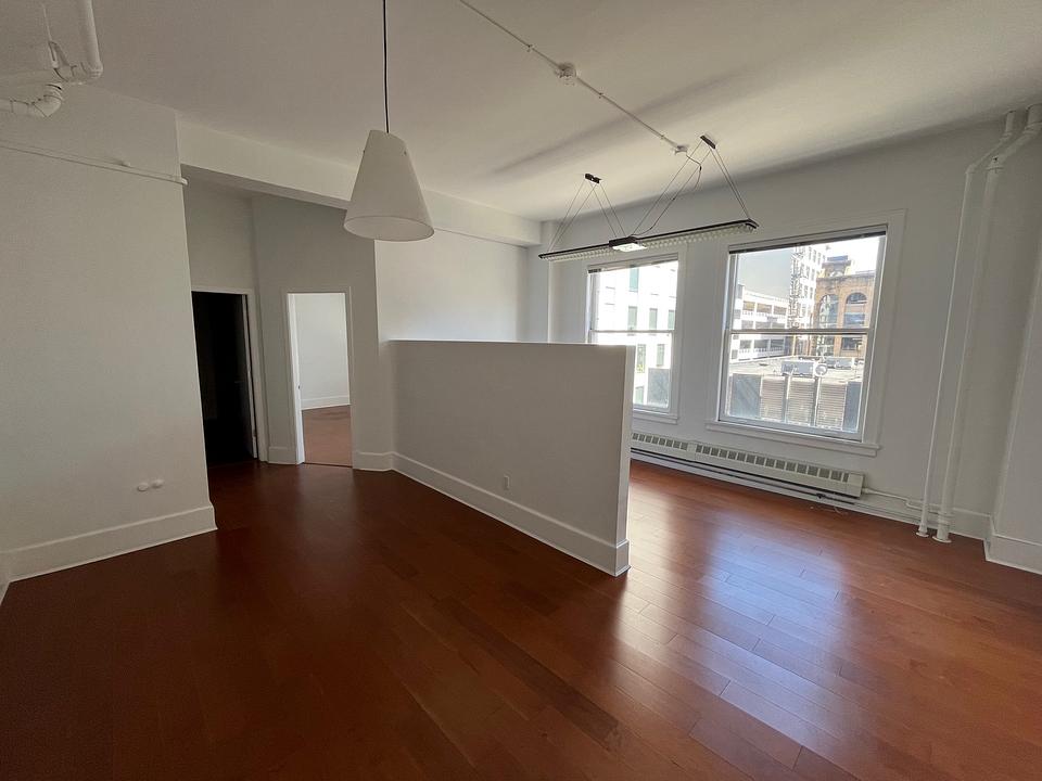 201 - 525 Seymour St, Vancouver, BC