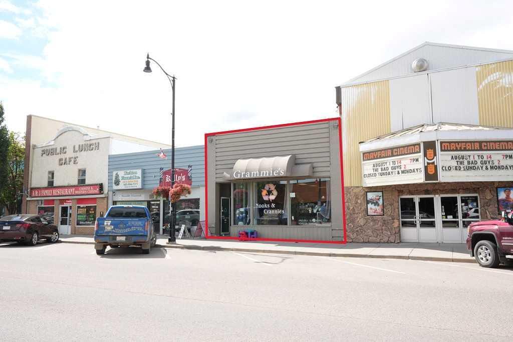 4912 50 Avenue, Olds, AB