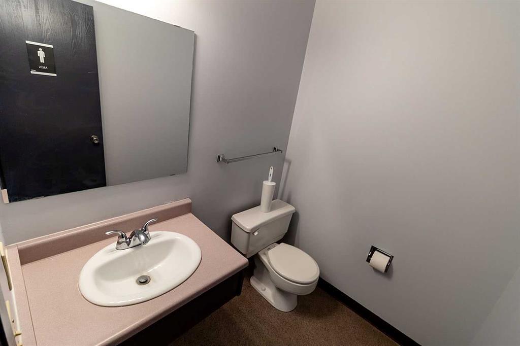 2182 39 Avenue Northeast, Calgary, AB