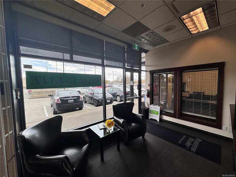 #150 - 805 Cloverdale Avenue, Victoria, BC