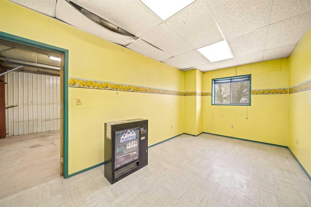 1020 Laut Avenue, Crossfield, AB