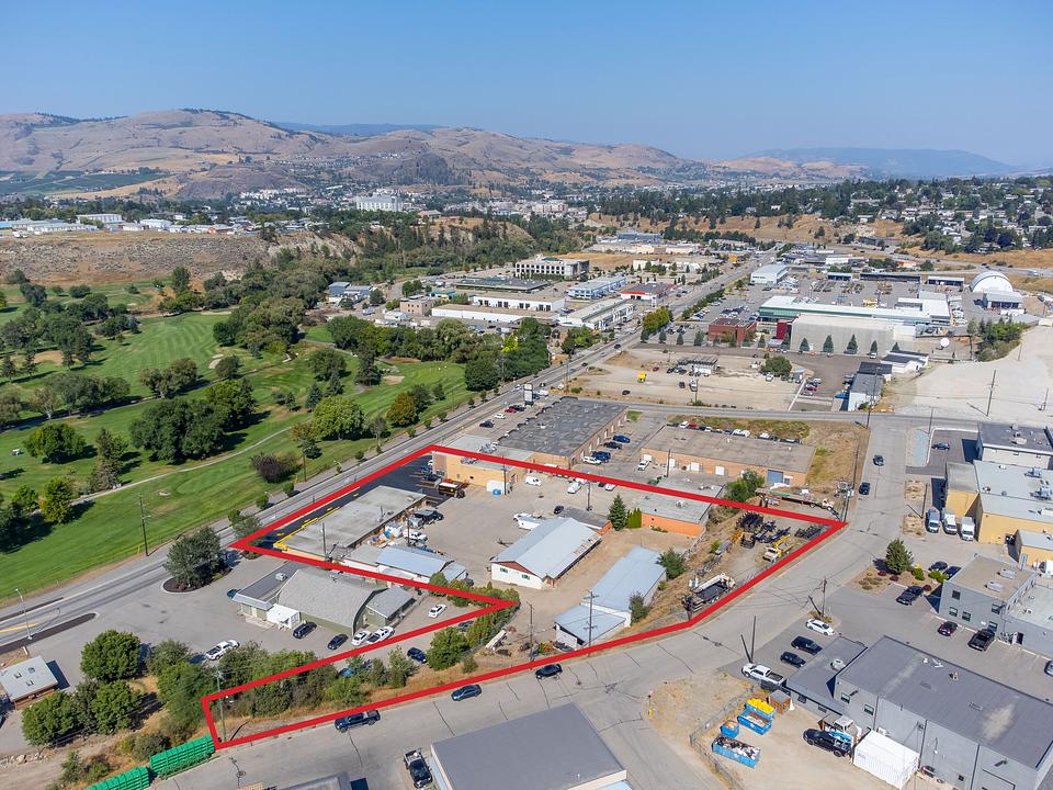 R - 907 Kalamalka Lake Road, Vernon, BC